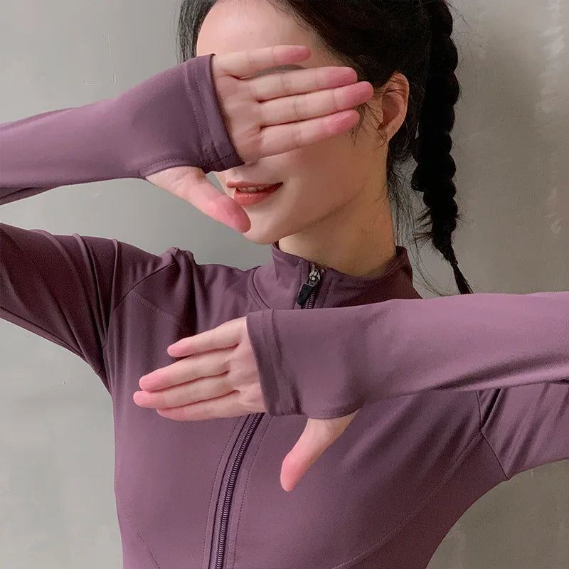 Chaqueta deportiva con cierre para mujer