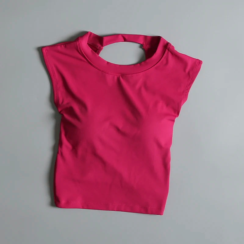 Camiseta deportiva corta sin espalda con almohadillas fijas en el pecho para mujer
