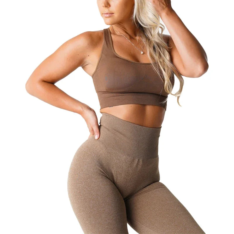 Top para Mujer Fitness elástico para cualquier actividad deportiva.