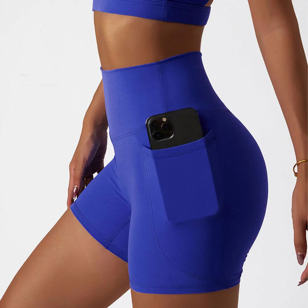 Pantalon corto de cintura alta  con efecto push up y realce de cadera con bolsillo para deporte.